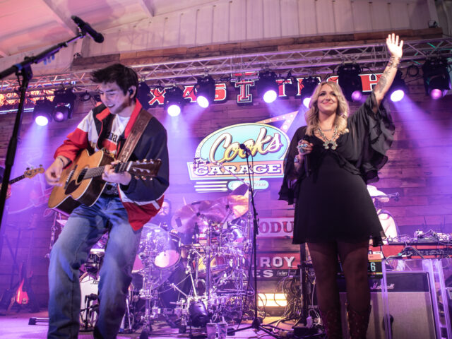 Show Review/Photos: Wyatt Flores, Taylor Hunnicutt, & Lance Roark – Cook’s Garage – Lubbock, TX 3/27/26