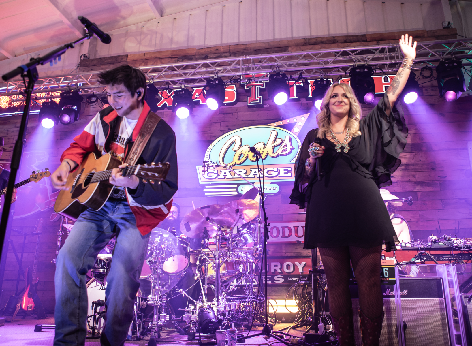 Show Review/Photos: Wyatt Flores, Taylor Hunnicutt, & Lance Roark – Cook’s Garage – Lubbock, TX 3/27/26